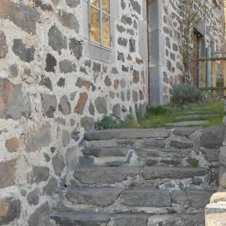 Maison En Pierres Avec Terrain Pres Du Massif Du Mezenc, Ideale Pour Un Sejour Nature En Famille - Fr-1-582-267 Saint-Front  Bagian luar foto